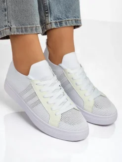 Aurelio Białe Sneakersy Tekstylne z Eko Skóry na Płaskiej Platformie 2,5 cm