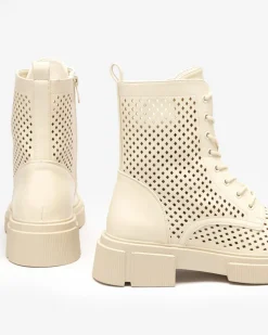 Ażurowe beżowe damskie botki na płaskim obcasie Rolika - Obuwie