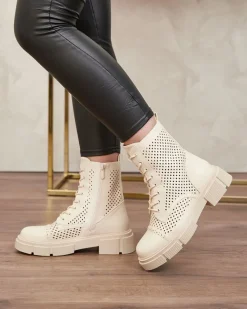 Ażurowe beżowe damskie botki na płaskim obcasie Rolika - Obuwie