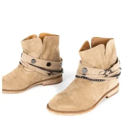 Beżowe botki a'la kowbojki na krytym koturnie Salem - Obuwie