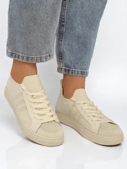 Beżowe sneakersy Damiani – lekkie trampki tkanina/skóra eco na lato