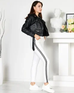 Białe spodnie damskie z lampasami - Odzież