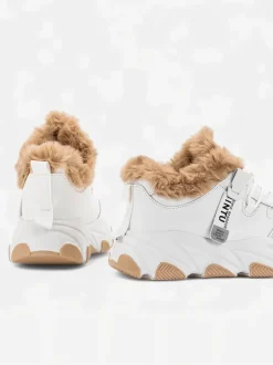 Białe sportowe sneakersy damskie z futerkiem Nonua- Obuwie
