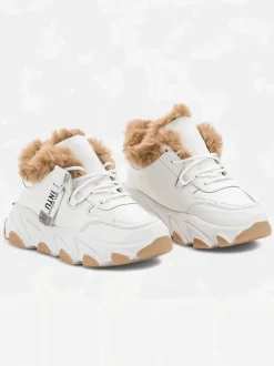 Białe sportowe sneakersy damskie z futerkiem Nonua- Obuwie