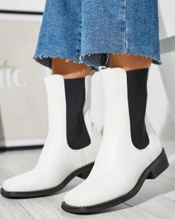 Białe wysokie botki damskie z kwadratowym noskiem Ludiz- Obuwie