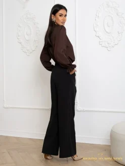 Bluzka damska z ozdobnym dekoltem Frankie