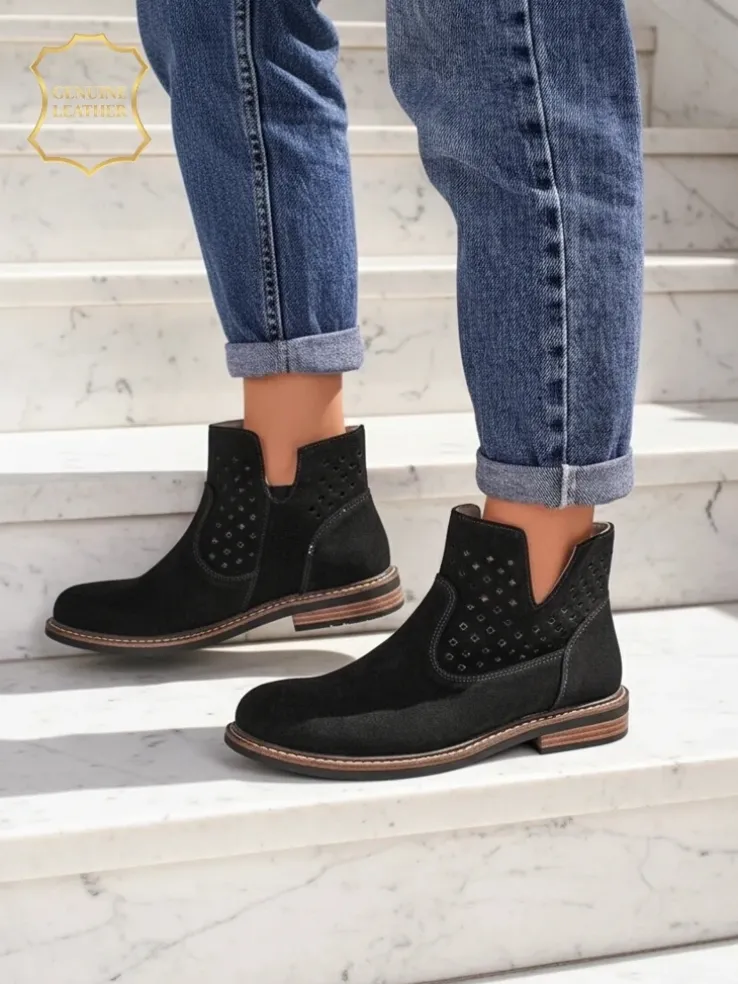 Botki Aurelia Nero zamszowe ażurowe botki damskie płaski obcas 3cm