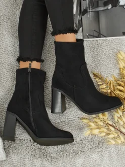 Botki damskie eko zamszowe na słupku Rune Fast