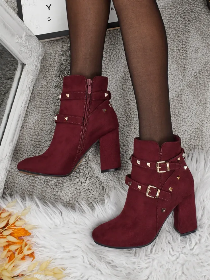 Botki damskie eko zamszowe z dżetami Selva