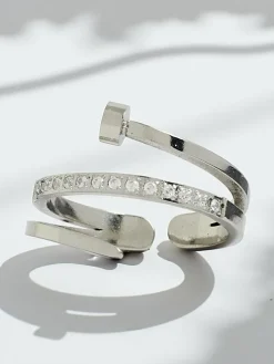 Bransoletka obręcz Dolce Vita z ozdobnymi charmsami