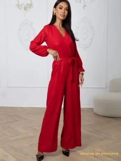 Błyszczący kombinezon damski z kopertowym dekoltem Milla