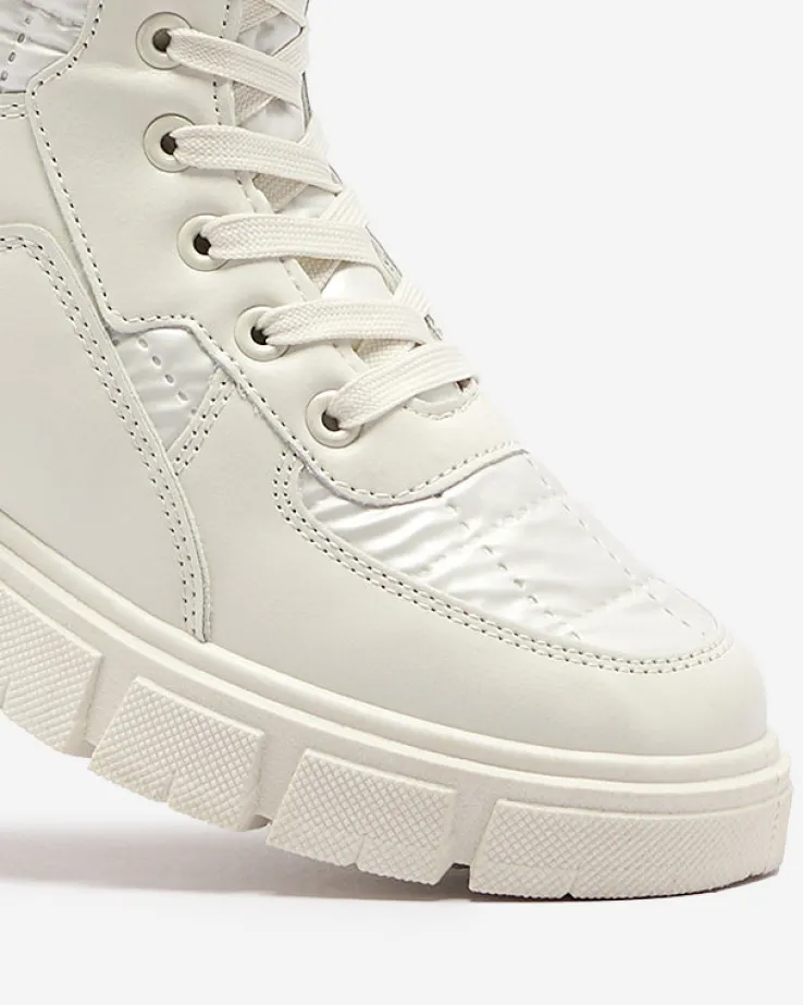 Calista Obuwie Damskie Modne Płaskie Botki Kremowe