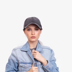 Czarna jeansowa damska czapka z daszkiem - Akcesoria