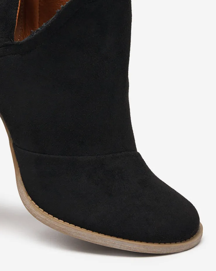 Czarne damskie botki na słupku z wycięciami Encura- Obuwie