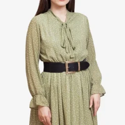 Czarny damski szeroki pasek z dużą złotą klamrą z cyrkoniami - Akcesoria