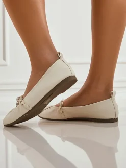 Damskie baleriny Aelia beżowe z ekoskóry z ozdobnym łańcuszkiem ITALIA