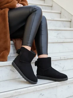 Damskie Botki Aurelia w Czarnym Kolorze na Płaskim Obcasie