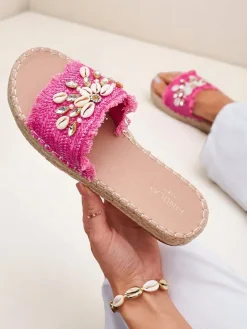 Damskie klapki Royalfashion Callista Fuksja na platformie z muszelkami