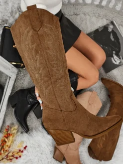 Damskie kozaki typu kowbojki Marivelle