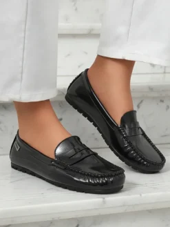 Damskie Mokasyny Cyra Nero z ekoskóry lakierowanej, klasyczny styl włoski