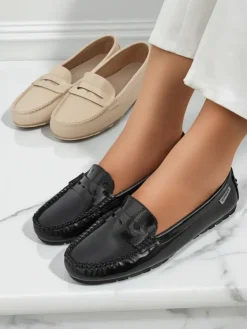 Damskie Mokasyny Cyra Nero z ekoskóry lakierowanej, klasyczny styl włoski