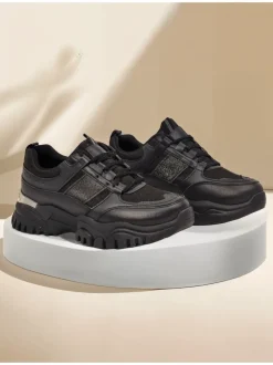 Damskie sneakersy Arete Nero na płaskim spodzie ze skóry ekologicznej