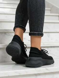 Damskie Sneakersy Aura Nero Czarne Tkaninowe na Plaskiej Podeszwie 4.5cm