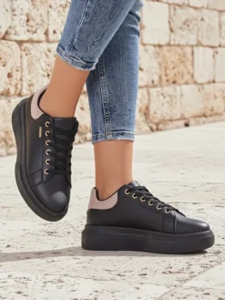Damskie sneakersy Callista Royalfashion czarne platformy ekoskóra