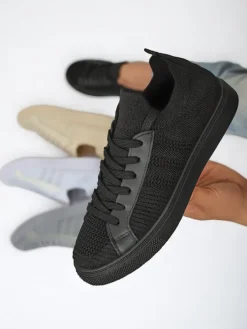 Damskie sneakersy Livia Nero – czarne tenisówki z tkaniny i ekoskóry na płaskiej podeszwie