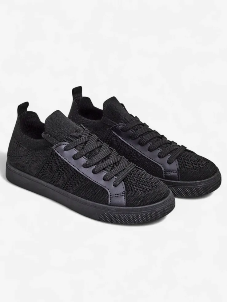 Damskie sneakersy Livia Nero – czarne tenisówki z tkaniny i ekoskóry na płaskiej podeszwie