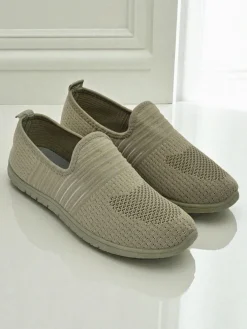 Damskie wsuwane mokasyny Hypatia Verde z tkaniny na płaskiej podeszwie