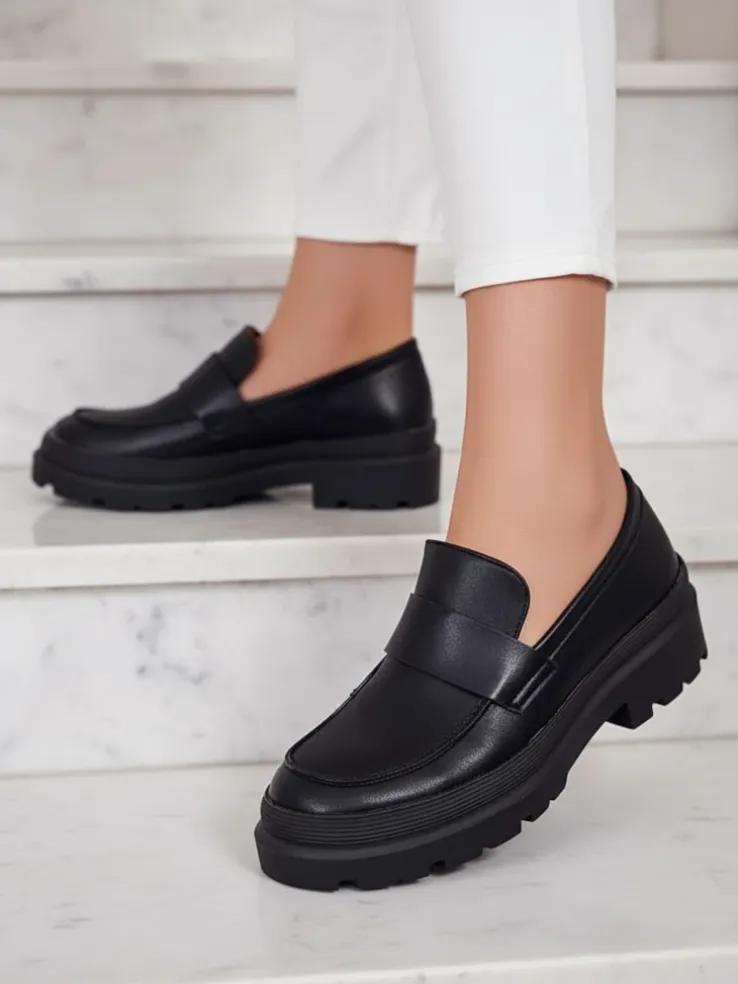 Elegante Nero – Damskie Buty z Ekoskóry