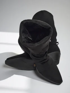 Kowbojki damskie na obcasie z frędzelkami Selva