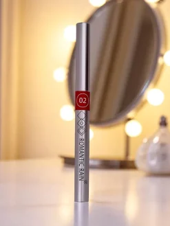 Kredka do ust w kolorze Cinammon Latte