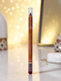 Kredka do ust w kolorze Coral Red