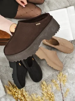 Krótkie buty a'la śniegowce damskie z futerkiem Noelina