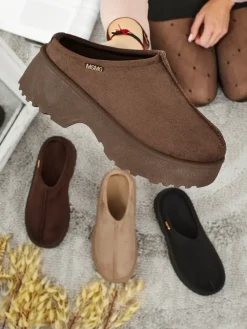 Krótkie buty a'la śniegowce damskie Calindra