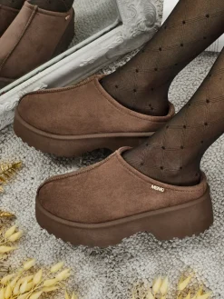 Krótkie buty a'la śniegowce damskie Calindra