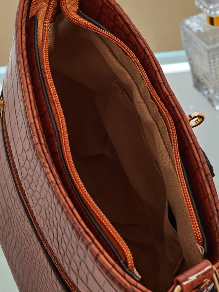 Lakierowana mała damska torebka z eko skóry Arlisse