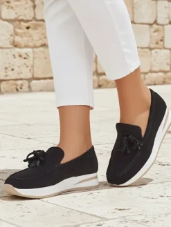 Loafers damskie Aelia czarne z zamszowej skóry ekologicznej koturn 4 cm