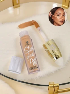 LUXELUX Aurelia Waterproof Concealer Stay Glow Hit 10ml do cery gładkiej