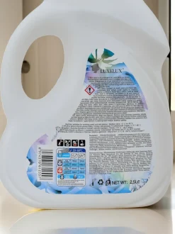 LUXELUX Perfumowany płyn do prania 2,5L