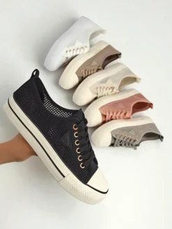 Melania Nero – damskie trampki z tkaniny mesh na płaskiej podeszwie 3cm