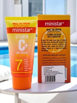 MINI STAR Nawilżający krem BB z Witaminą C z matowym wykończeniem Light