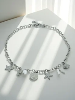 Naszyjnik Atena Charm Sea – złote amulety z motywami morskimi