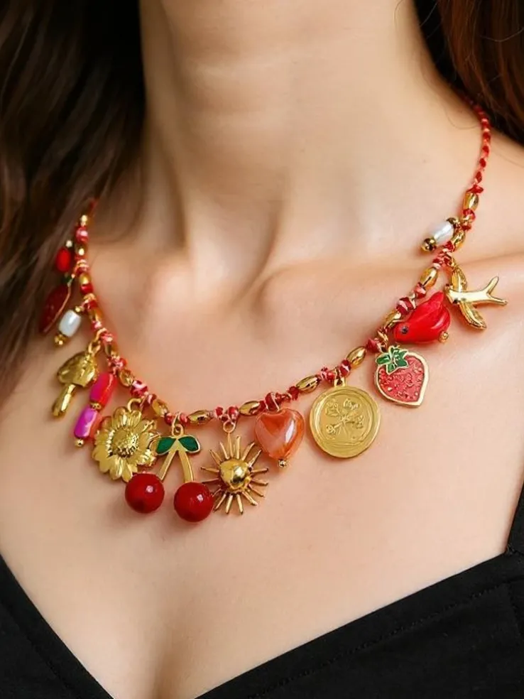 Naszyjnik Callista Dolce Vita – kolorowe charmsy i złociste detale