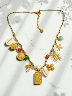 Naszyjnik pozłacany Calista Charmella z zawieszkami z żywicy