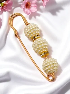 Ozdobna broszka damska z perełkami Triple Pearl
