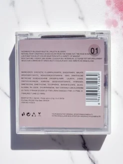 Paletka 4 odcieni różu do policzków z lusterkiem