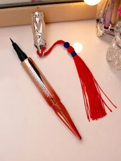 Romantic Rain Eyeliner w pisaku